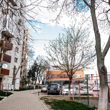 Carla'S Apart Palas-Hala Centrala 1 Bedroom, Airport Shuttle Iasi Exterior foto