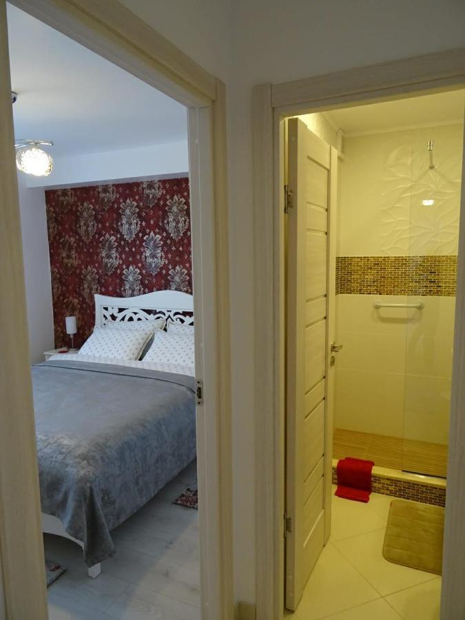 Carla'S Apart Palas-Hala Centrala 1 Bedroom, Airport Shuttle Iasi Exterior foto