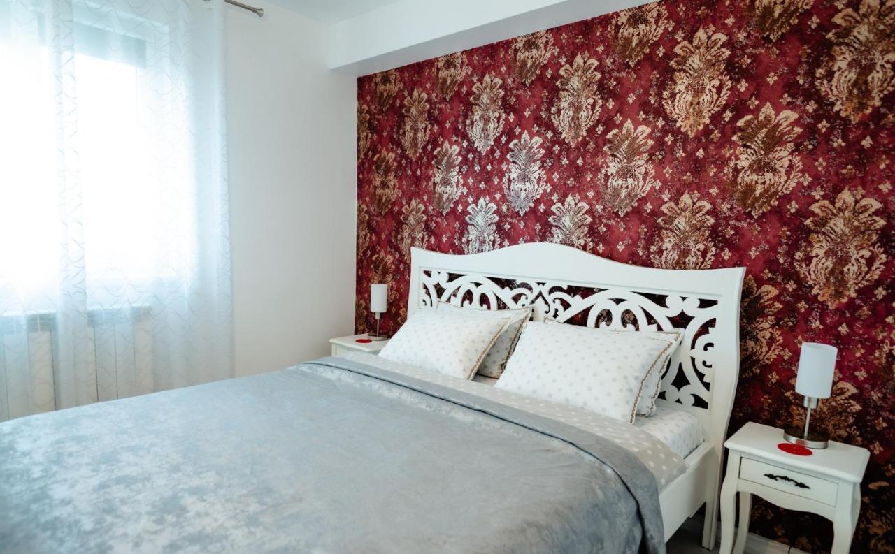 Carla'S Apart Palas-Hala Centrala 1 Bedroom, Airport Shuttle Iasi Exterior foto
