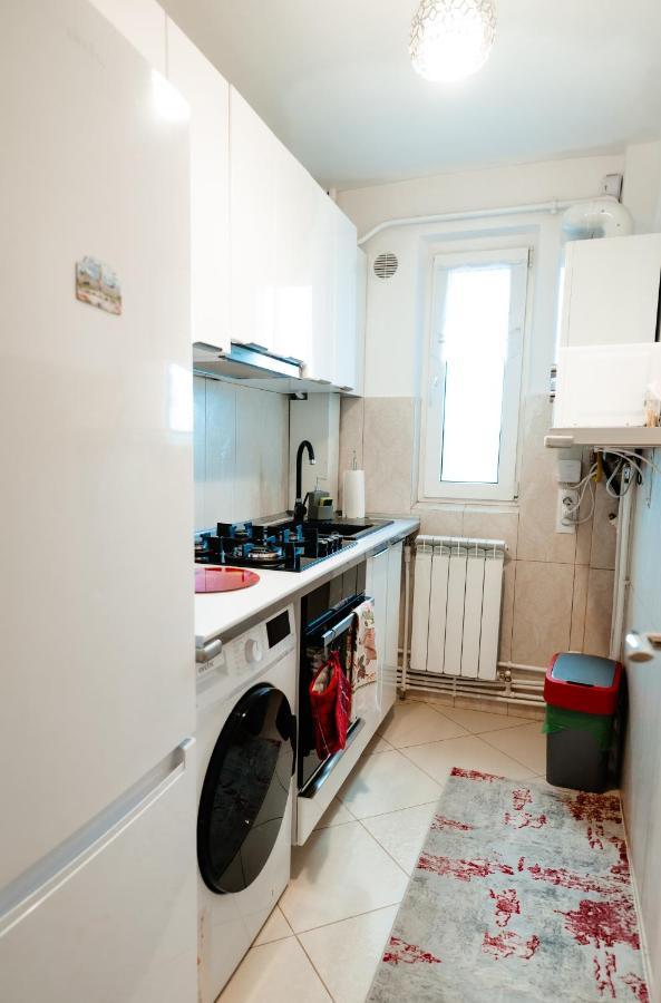 Carla'S Apart Palas-Hala Centrala 1 Bedroom, Airport Shuttle Iasi Exterior foto