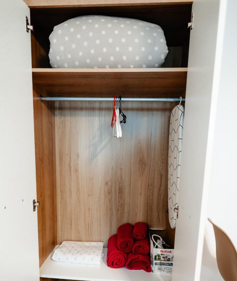Carla'S Apart Palas-Hala Centrala 1 Bedroom, Airport Shuttle Iasi Exterior foto